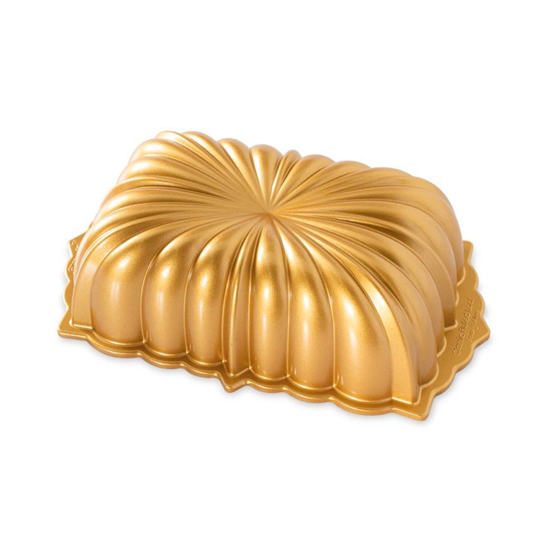 Classic Fluted Loaf Nordic Ware