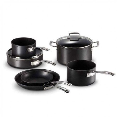 https://cdn3.lecuine.com/8502-medium_default/trem-cozinha-6-pecas-antiaderentes-le-creuset.jpg